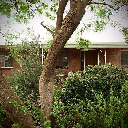 Capon Cottage Broken Hill Exterior foto