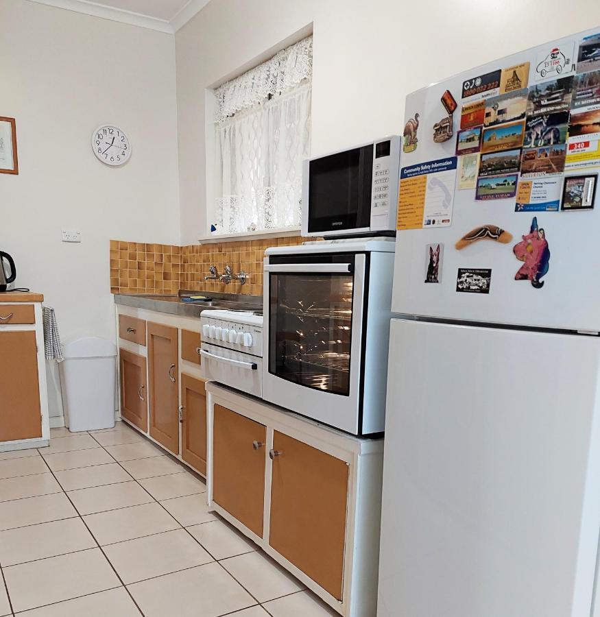Capon Cottage Broken Hill Exterior foto